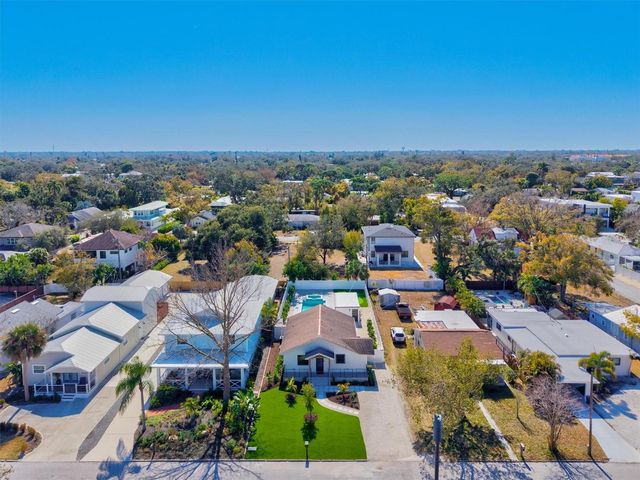 2226 ARLINGTON STREET, Sarasota, FL 34239