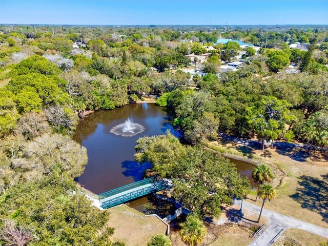 2226 ARLINGTON STREET, Sarasota, FL 34239