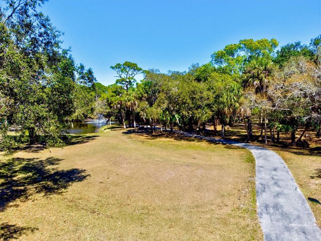 2226 ARLINGTON STREET, Sarasota, FL 34239