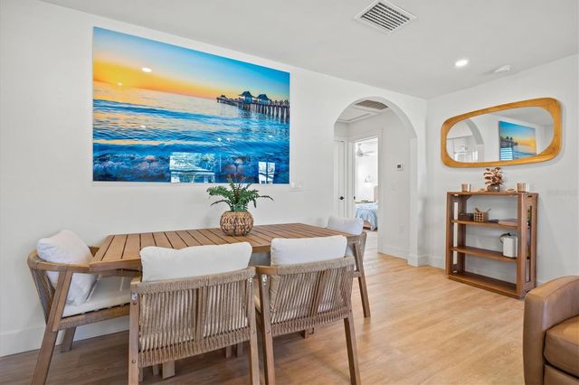 2226 ARLINGTON STREET, Sarasota, FL 34239
