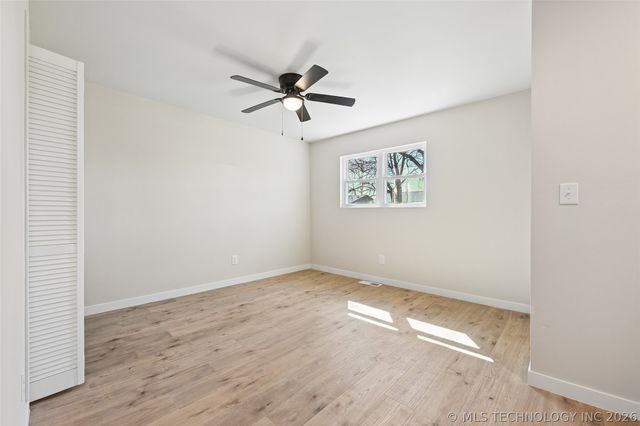 10884 E 33rd Court, Tulsa, OK 74146