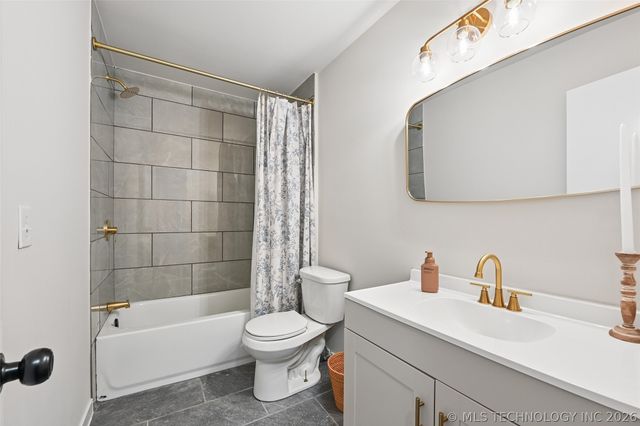 10884 E 33rd Court, Tulsa, OK 74146