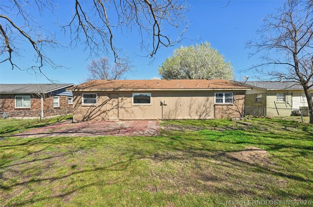 10884 E 33rd Court, Tulsa, OK 74146