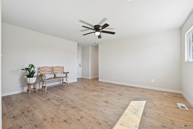 10884 E 33rd Court, Tulsa, OK 74146