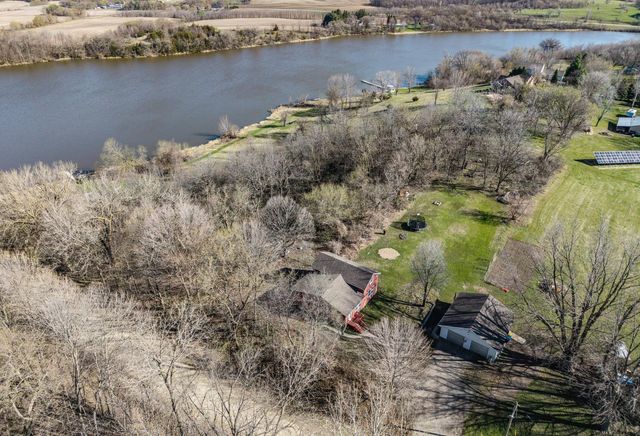 4480 Crystal Lake Trail, Faribault, MN 55021