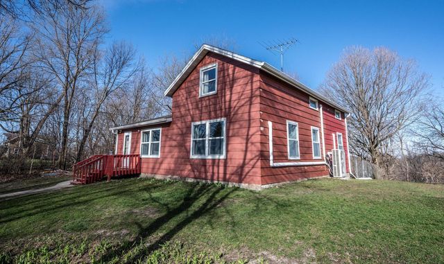 4480 Crystal Lake Trail, Faribault, MN 55021