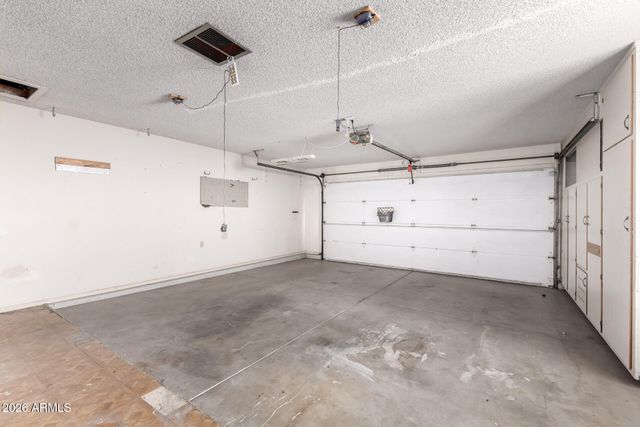 11062 W EDGEWOOD Drive, Sun City, AZ 85351