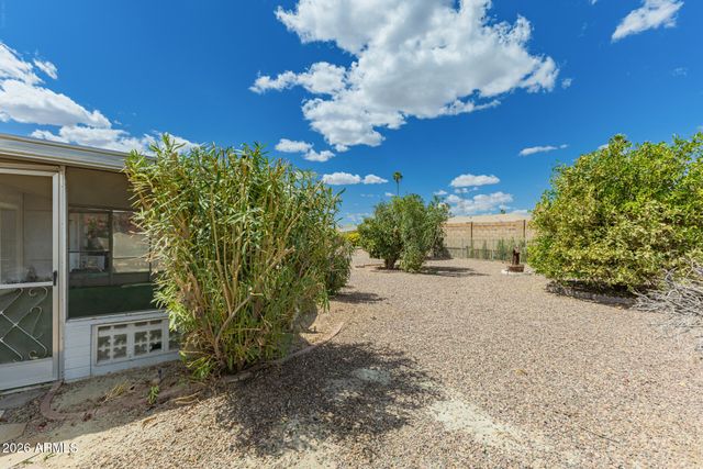 11062 W EDGEWOOD Drive, Sun City, AZ 85351