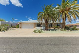 11062 W EDGEWOOD Drive, Sun City, AZ 85351