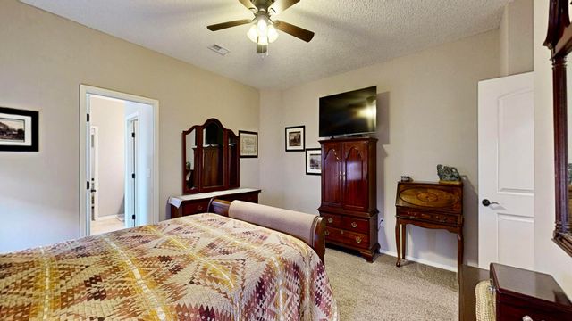 2260 Firewheel Avenue SW, Los Lunas, NM 87031