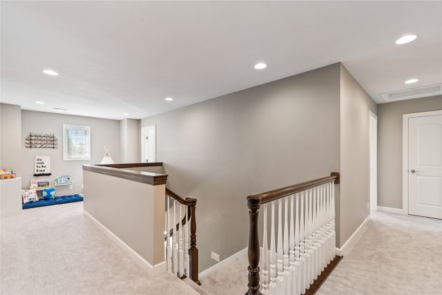 16849 Aurora Court, Clive, IA 50325