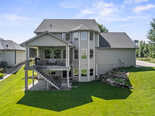 16849 Aurora Court, Clive, IA 50325