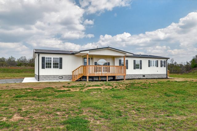 560 Old Huntsville Rd, Fayetteville, TN 37334