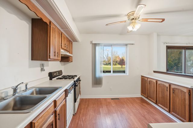 4142 Augusta Drive, Crown Point, IN 46307