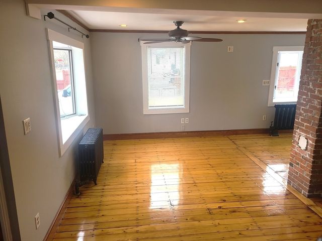 30 South Street, Holbrook, MA 02343