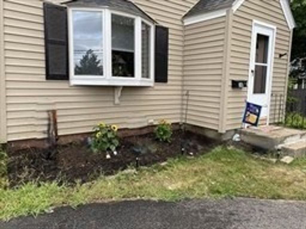 30 South Street, Holbrook, MA 02343