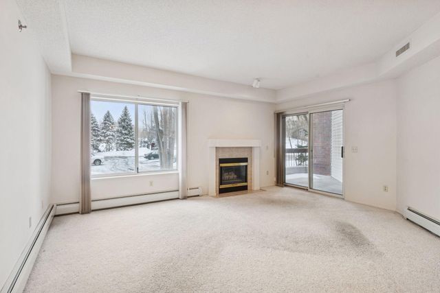 7420 Edinborough Way 6106, Edina, MN 55435