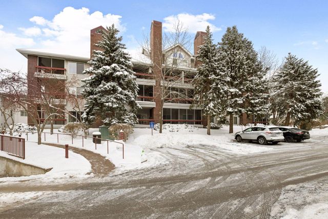 7420 Edinborough Way 6106, Edina, MN 55435