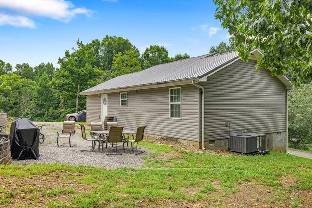 190 Homestead Road, Madisonville, TN 37354
