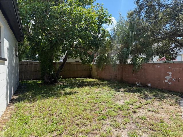 1912 W GRACE STREET, Tampa, FL 33607