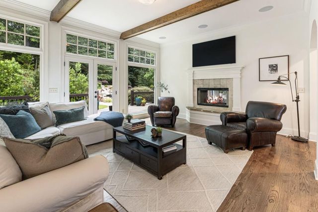 335 Marshalls Cove, Milton, GA 30004