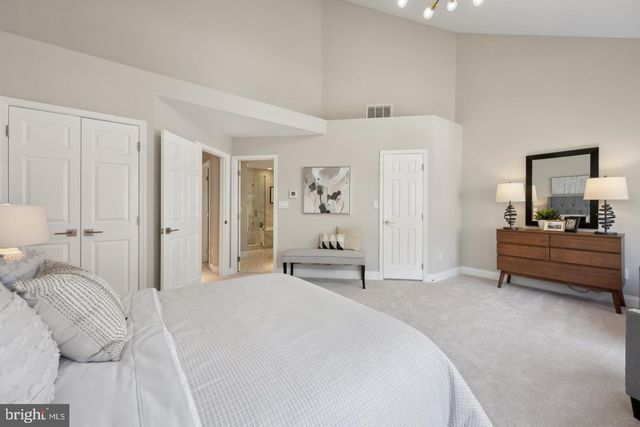 1753 22ND ST N, Arlington, VA 22209