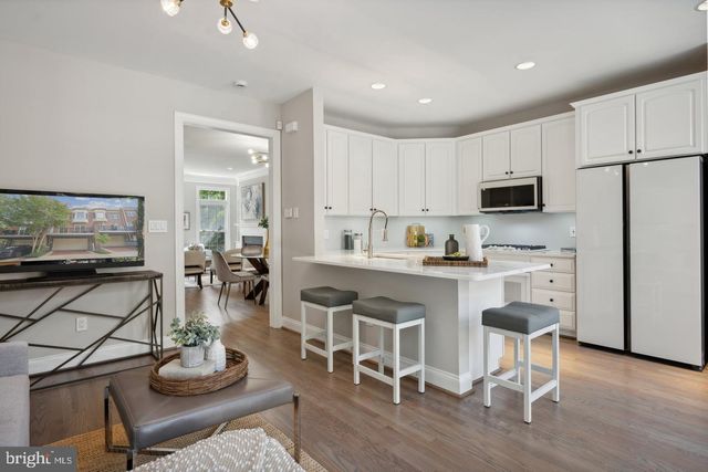 1753 22ND ST N, Arlington, VA 22209