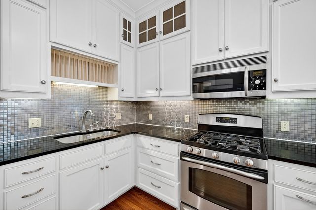 1231 W Main Street, Denison, TX 75020