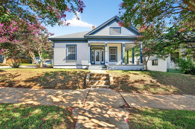 1231 W Main Street, Denison, TX 75020
