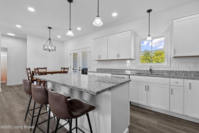 99 Roosevelt Ct, Taylorsville, KY 40071