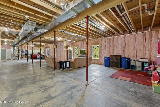 99 Roosevelt Ct, Taylorsville, KY 40071