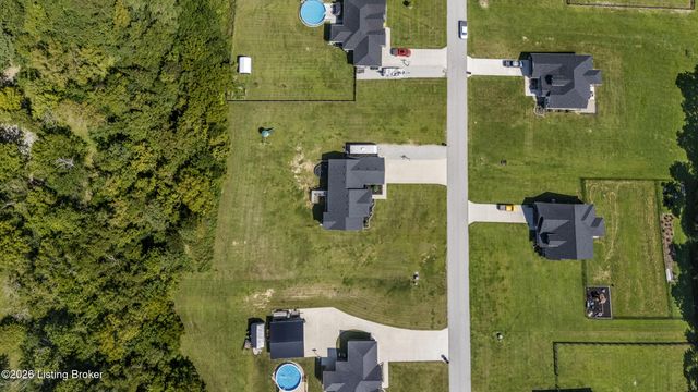 99 Roosevelt Ct, Taylorsville, KY 40071