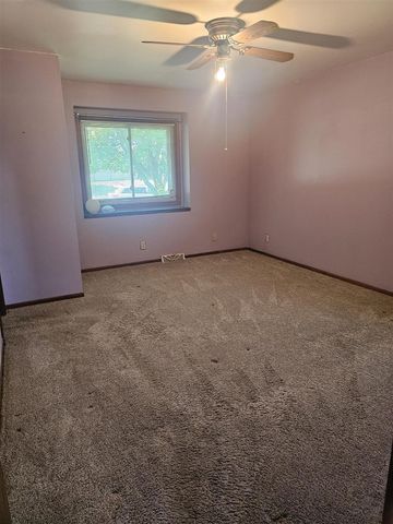 141 Ida Red, Sparta, MI 49345