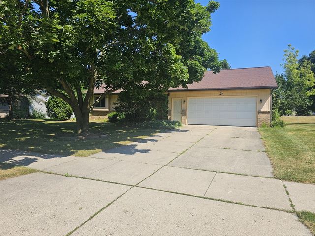 141 Ida Red, Sparta, MI 49345
