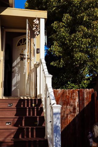206 Steffan St, Vallejo, CA 94591
