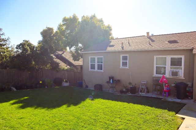 206 Steffan St, Vallejo, CA 94591