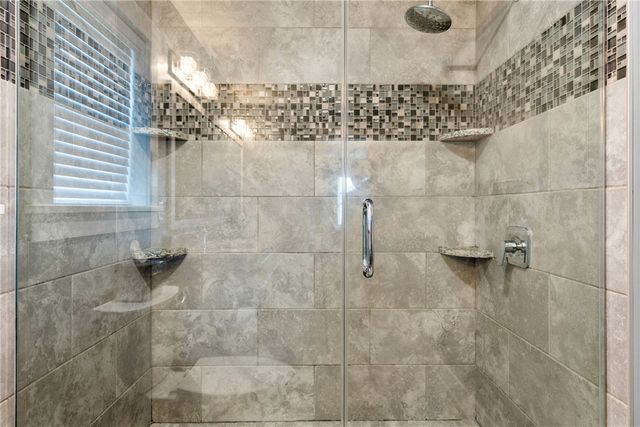 591 Whistlers Cove Lane, Greece, NY 14612