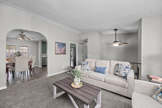 109 Blackhawk Drive, Park View, IA 52748