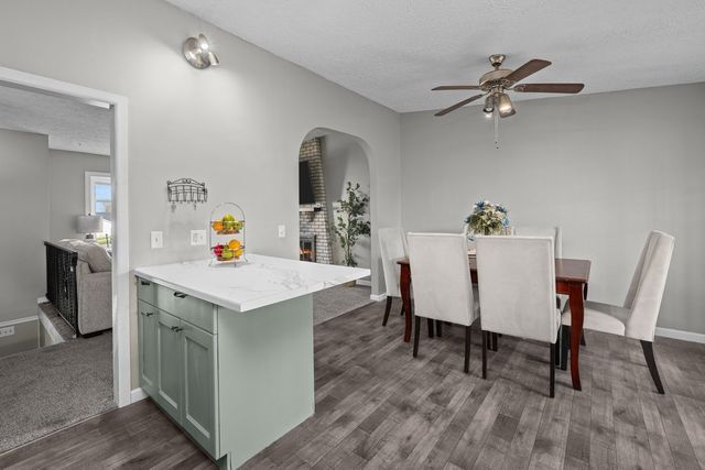 109 Blackhawk Drive, Park View, IA 52748