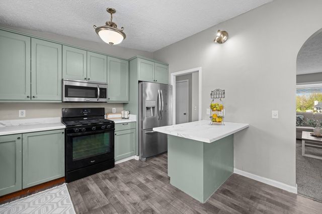 109 Blackhawk Drive, Park View, IA 52748