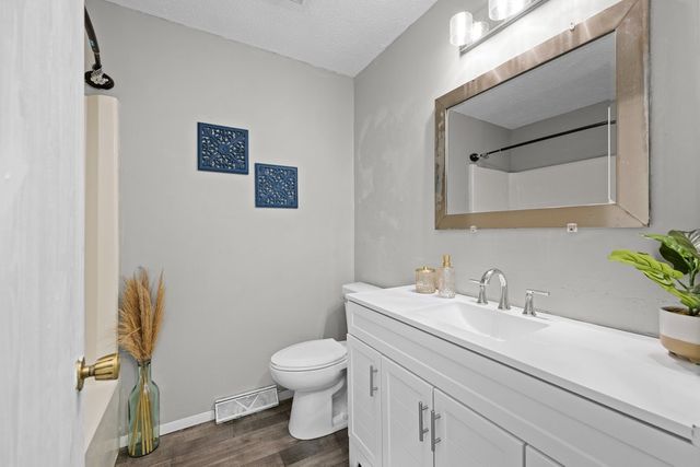 109 Blackhawk Drive, Park View, IA 52748