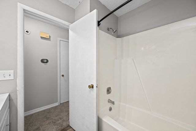 109 Blackhawk Drive, Park View, IA 52748