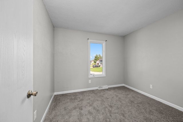 109 Blackhawk Drive, Park View, IA 52748