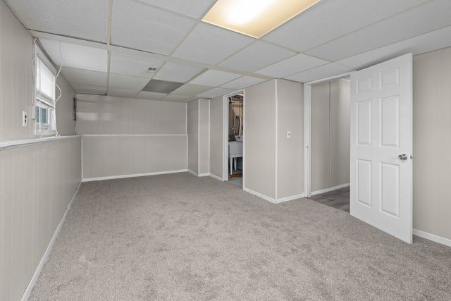 109 Blackhawk Drive, Park View, IA 52748