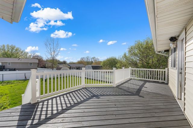 109 Blackhawk Drive, Park View, IA 52748