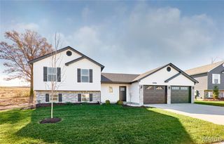 28535 Shallow Water Road, Warrenton, MO 63383