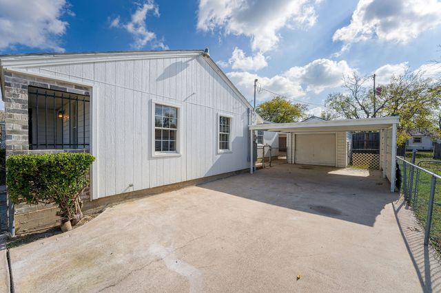 2512 Malvern Trail, Fort Worth, TX 76105