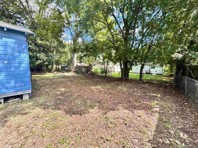 1148 N 48th St, Baton Rouge, LA 70802