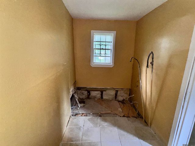 1148 N 48th St, Baton Rouge, LA 70802