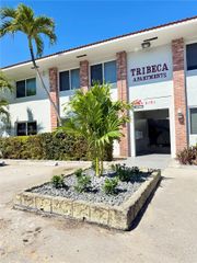 2101 NE 51st St 8, Fort Lauderdale, FL 33308